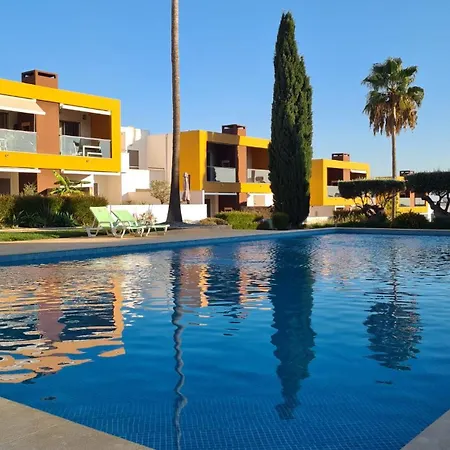 Very Nice, Modern Apartment, Guia (Faro)