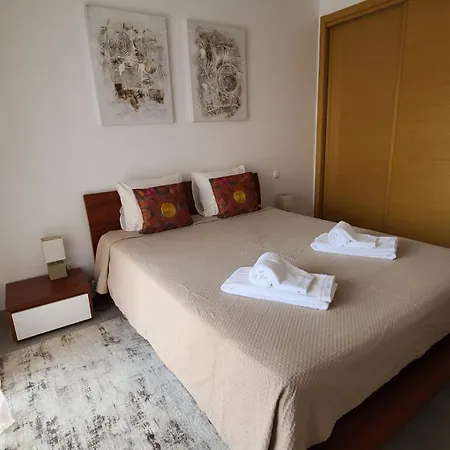 Very Nice, Modern Apartment, Guia (Faro)